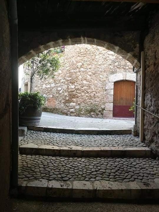 La Mansardiere Villecroze Buitenkant foto